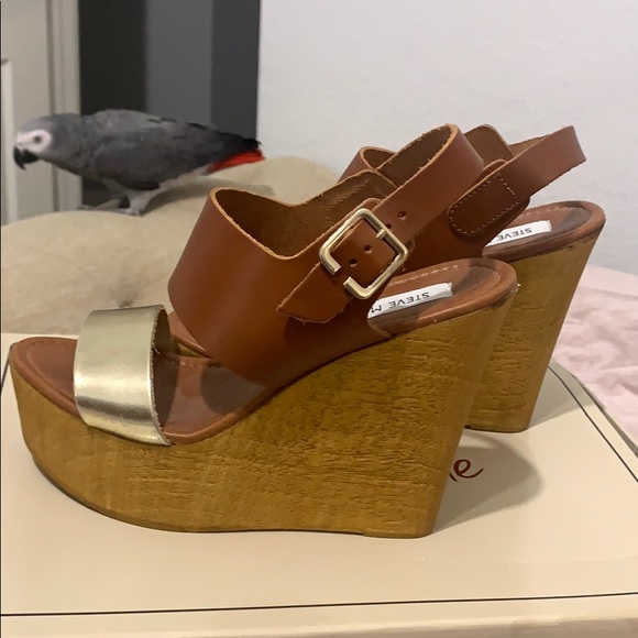 Heels - Picture 4 of 7